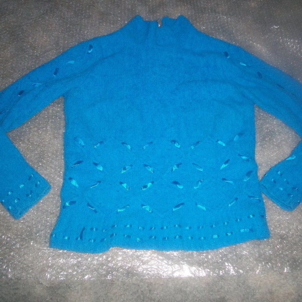 womens sweater.Moda International.ribbons.size small